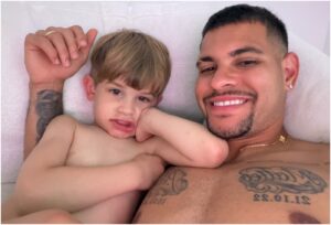 Bruno Guimarães emociona ao se declarar para o filho no aniversário de 4 anos