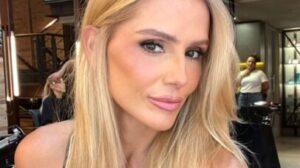Deborah Secco revela advertência da Globo por aparecer nos estúdios de biquíni