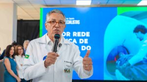 Ministro Padilha alerta: Farmácia Popular corre risco de desmantelamento com vitória de Flávio Bolsonaro