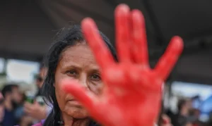 Brasil registra queda de 4,5% em feminicídios em 2026, mas tentativas explodem