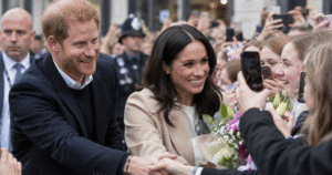 Harry e Meghan recebem acolhimento caloroso em retorno público a Nottingham
