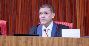 Kassio Nunes Marques do TSE manda retirar vídeo de Lula sobre repasses a Flávio Bolsonaro