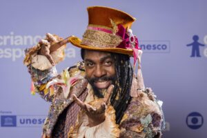 Lázaro Ramos comanda Show da Esperança com Péricles, Sandy e Gilberto Gil
