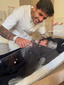 Lucas Beraldo anuncia nascimento do segundo filho, Matteo