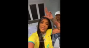 Ludmilla faz o L e comemora vitória: ‘Resgatamos a camisa da Seleção’