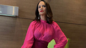 Aos 64, Luiza Brunet confirma retorno glamouroso à Portela no Carnaval 2027