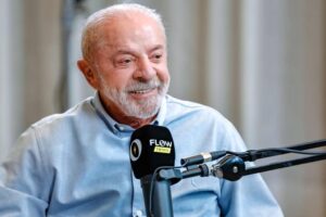 Lula vence na estratégia: não vai ao debate da Globo e cresce para 48,8%, mostra Datafolha