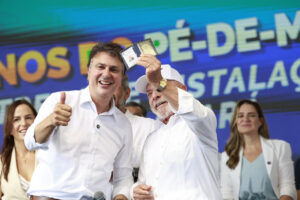 Lula reforça comando de campanha com Camilo Santana e amplia papel de Mercadante para reta final