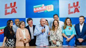 Lula reage à pesquisa Datafolha e garante vitória contra Flávio: ‘Vencerei ganhando votos’