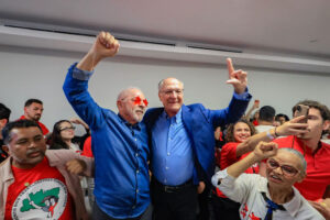 Lula vence em 528 cidades de Minas Gerais e confirma força política no estado