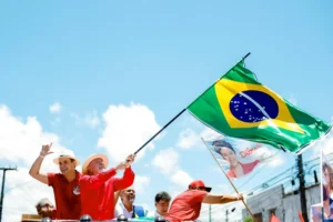 Lula em Natal: ‘Sempre cortam do povo’ — presidente anuncia defesa das conquistas no Nordeste