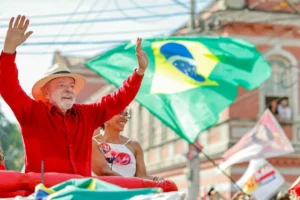 Lula vence em Minas Gerais com virada expressiva em 76 cidades