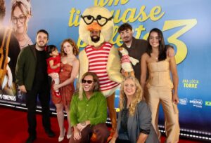 Marcus Majella e elenco lotam pré-estreia de ‘Tio Quase Perfeito 3’ no Rio