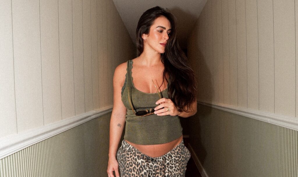 Grávida, Mari Saad explica por que ainda não revelou nome e sexo do bebê
