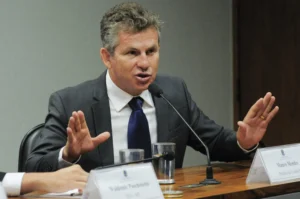 MPF denuncia senador eleito Mauro Mendes por contrabando de 580 kg de mercúrio para garimpos