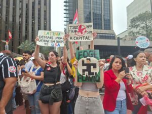 Imprensa internacional destaca mobilização pró-Lula e destaque da juventude nas ruas do Brasil