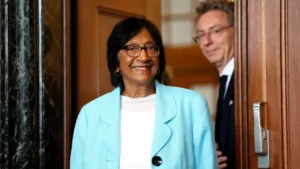 Navi Pillay, vencedora do Nobel da Paz 2026, condena sanções de Trump ao TPI