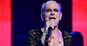 Ney Matogrosso aos 85: ‘Não suporto casamento, prefiro namorar’