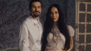 Nicolas Prattes encanta fãs ao exibir ultrassom do filho com Sabrina Sato