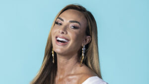 Nicole Bahls aos 40 anos dispensa ilusões: ‘Ninguém vai correr por você’