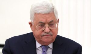 Presidente da Palestina convoca eleições para setembro de 2027 após anos de governo por decreto