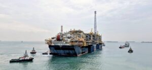 Petrobras e outras petroleiras arrematam 7 blocos do pré-sal em leilão recorde desde 2022