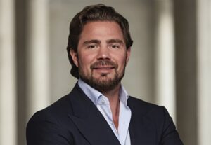 PF envia ao STF inquérito que liga Daniel Vorcaro a rede de tráfico internacional de pessoas