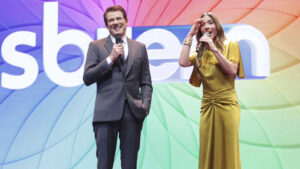 SBT reúne publicitários e anuncia programação para 2027 em evento UpUp Showbusiness