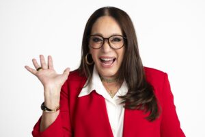 Susana Vieira aos 84 anos estreia série de humor e mostra que ritmo não tem data de validade