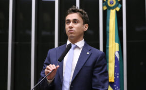 TSE dá prazo de 12 horas para Meta explicar alcance de Nikolas Ferreira no Instagram