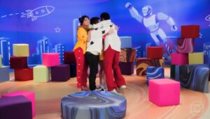 TV Globinho emociona fãs com reencontro de apresentadores: Letícia Colin, Geovanna Tominaga, Ícaro Silva e Paulo Mathias Jr.